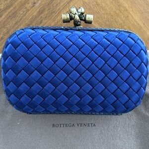 Bottega Veneta Cobalt Royal Blue Intrecciato Knot Clutch vintage